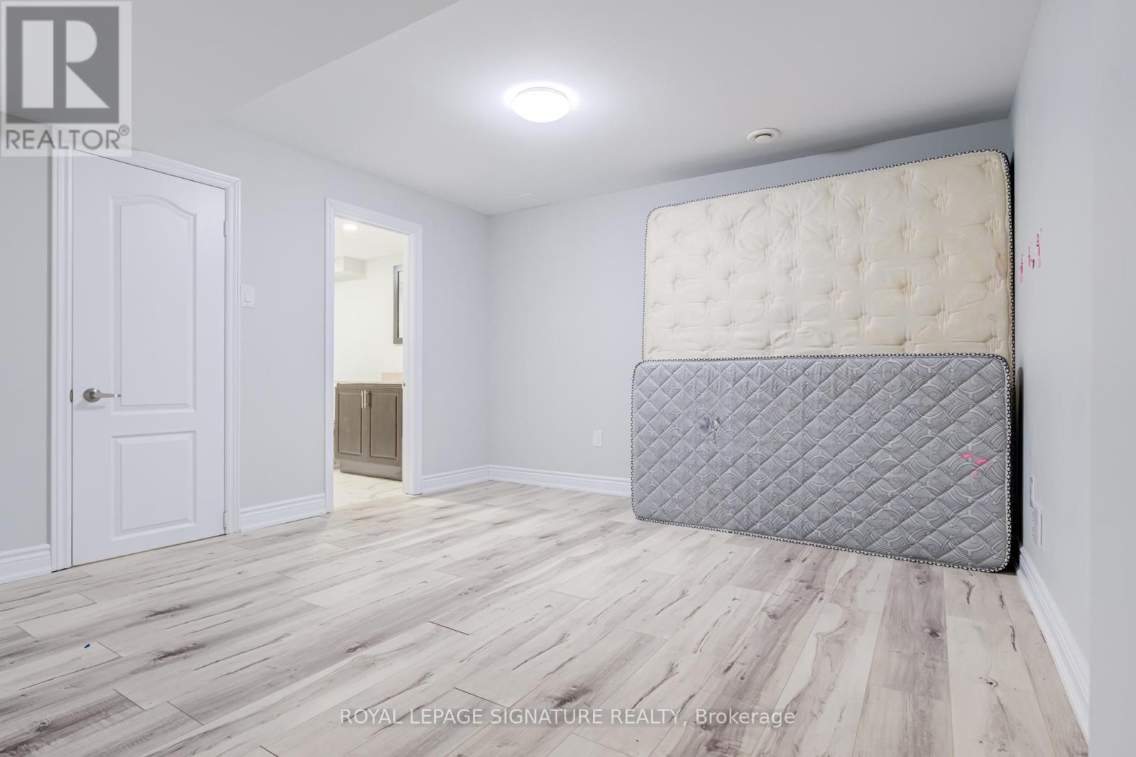 20 Watercliff Place, Hamilton, Ontario  L8E 6E5 - Photo 40 - X12792382