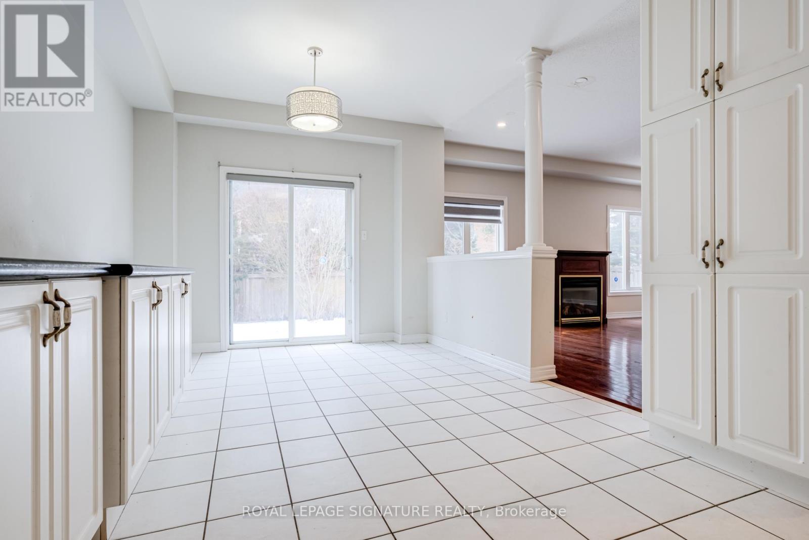 20 Watercliff Place, Hamilton, Ontario  L8E 6E5 - Photo 10 - X12792382