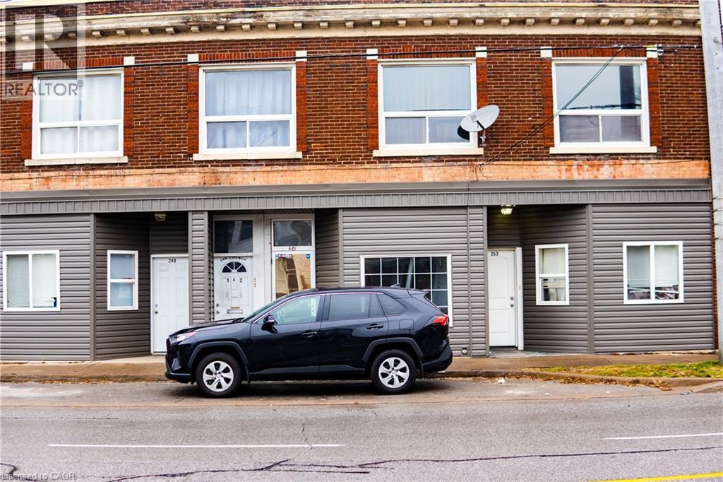 249-253 Church Street, St. Catharines, Ontario  L2R 3E8 - Photo 1 - 40804748