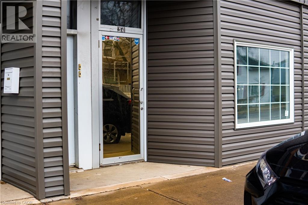251 Church Street, St. Catharines, Ontario  L2R 3E8 - Photo 1 - 40804746
