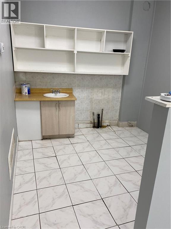 251 Church Street, St. Catharines, Ontario  L2R 3E8 - Photo 13 - 40804746