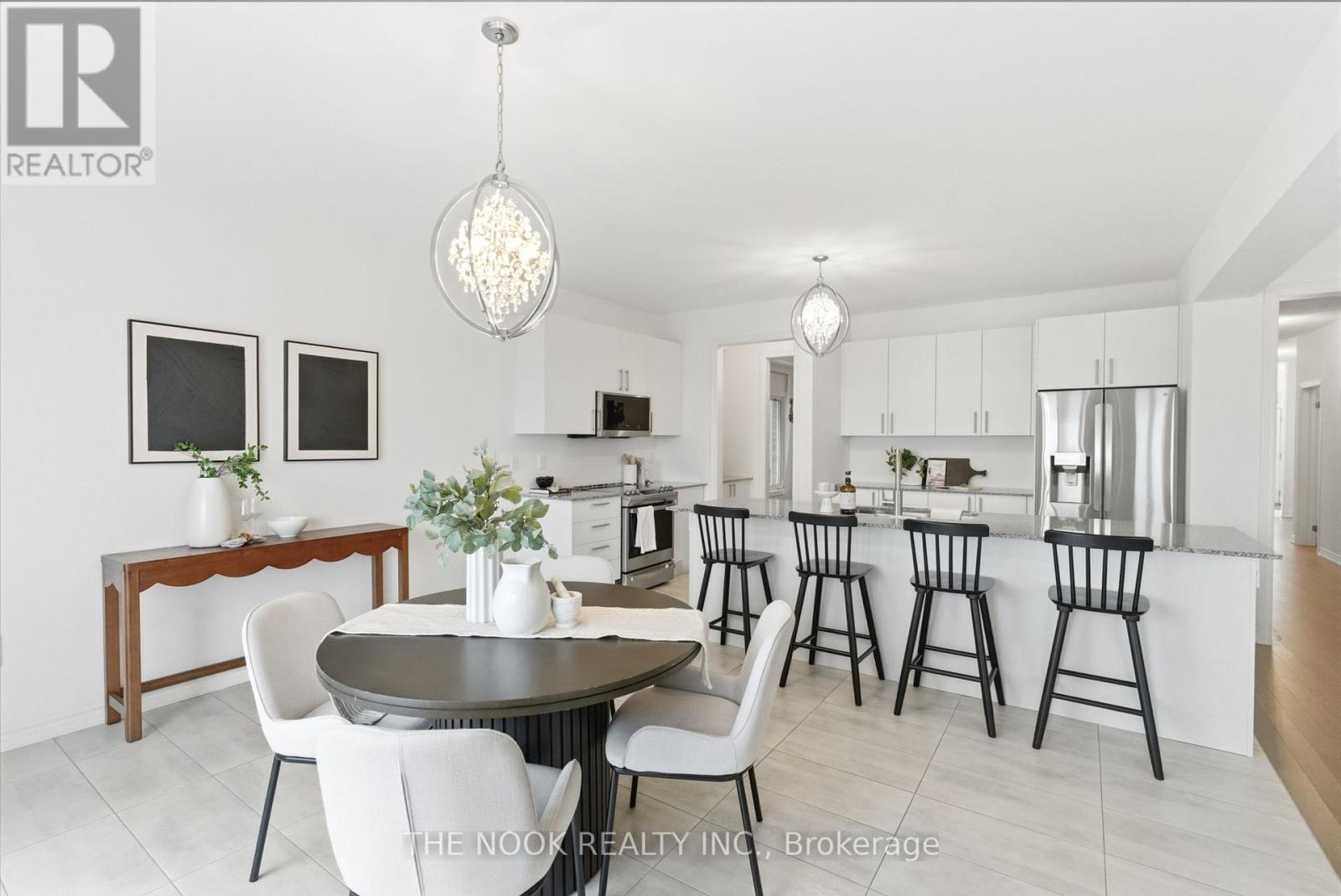 141 Lyle Drive, Clarington, Ontario  L1C 0V7 - Photo 7 - E12799086