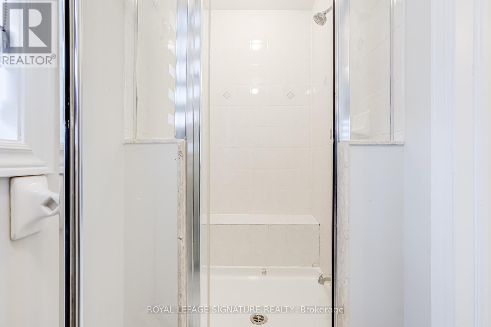 20 Watercliff Place, Hamilton, Ontario  L8E 6E5 - Photo 25 - X12792382