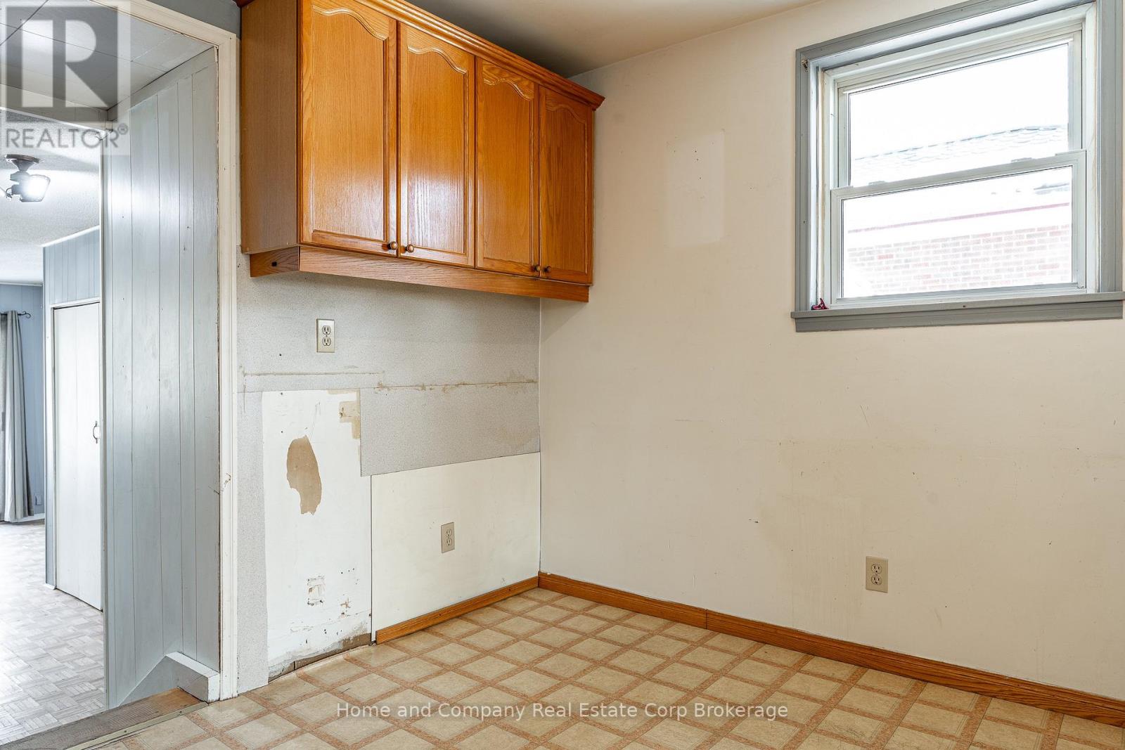 59 Princess Street, Stratford, Ontario  N5A 6C7 - Photo 8 - X12799024