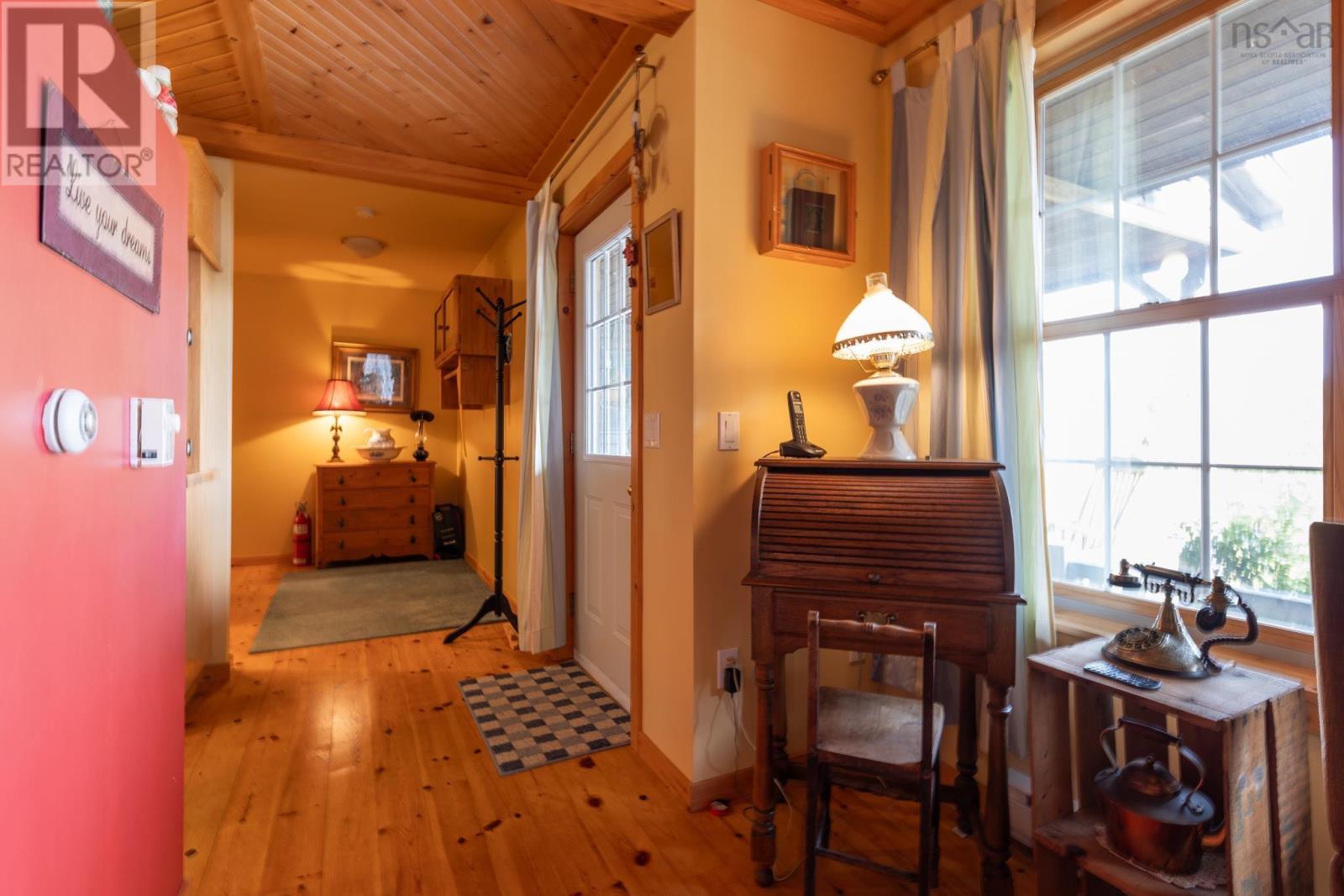 240 Pine Prince Drive, Briar Lake, Nova Scotia  B0W 2Y0 - Photo 17 - 202523796