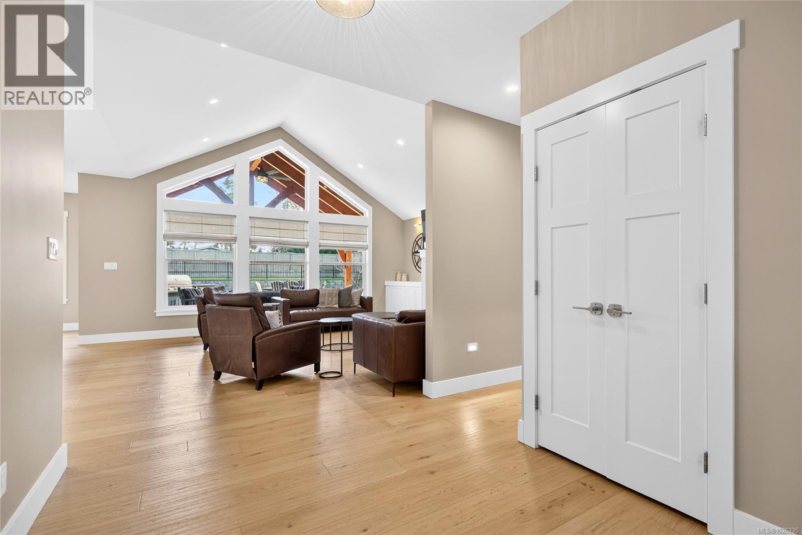 8968 Henderson Ave, Black Creek, British Columbia  V9J 1A4 - Photo 7 - 1026335