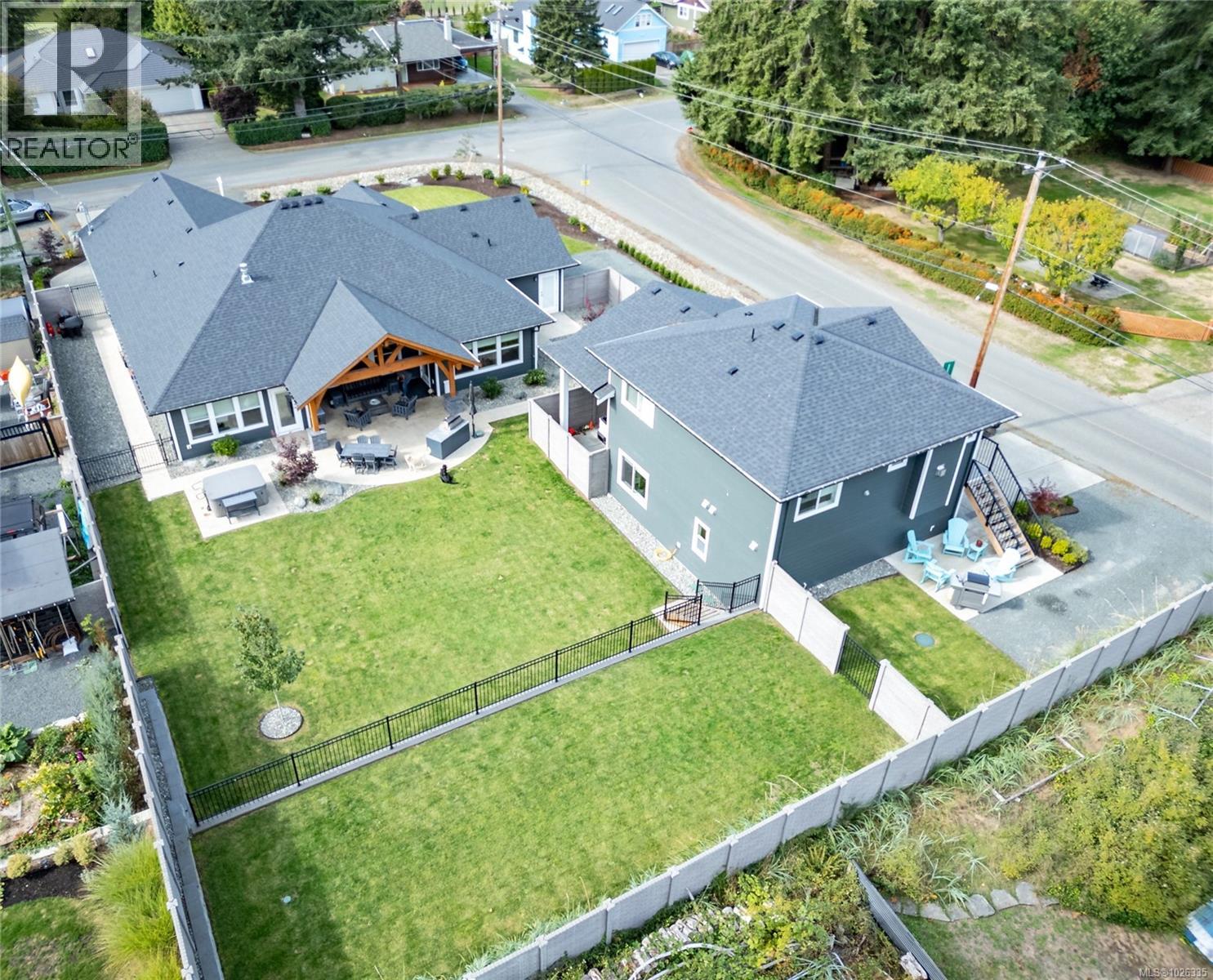 8968 Henderson Ave, Black Creek, British Columbia  V9J 1A4 - Photo 47 - 1026335