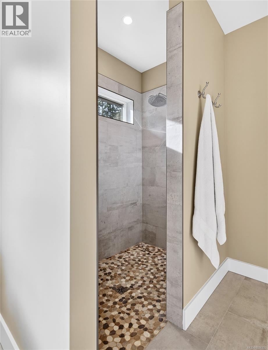 8968 Henderson Ave, Black Creek, British Columbia  V9J 1A4 - Photo 29 - 1026335