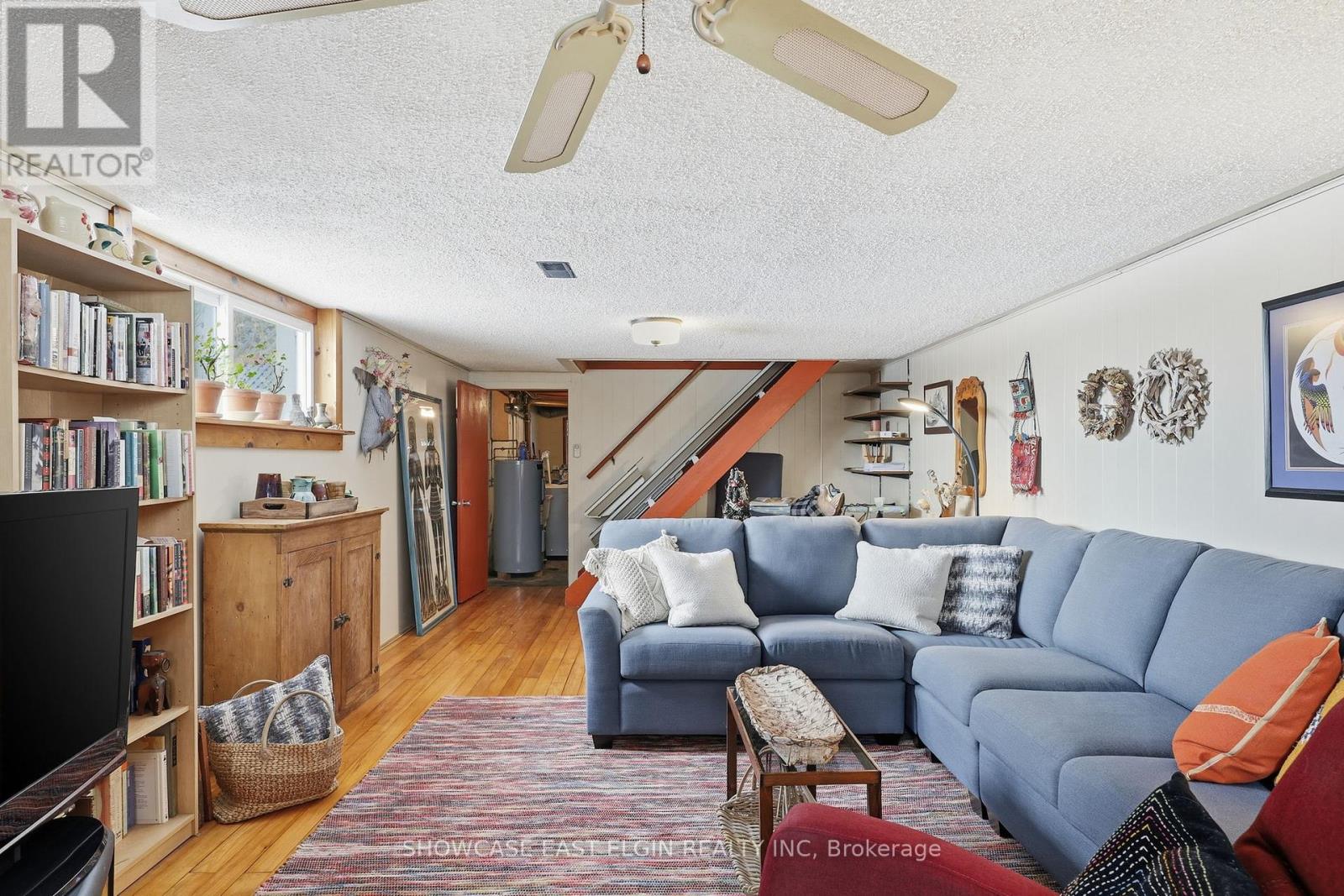 Photo 22 of 39 for 94 Elk Street