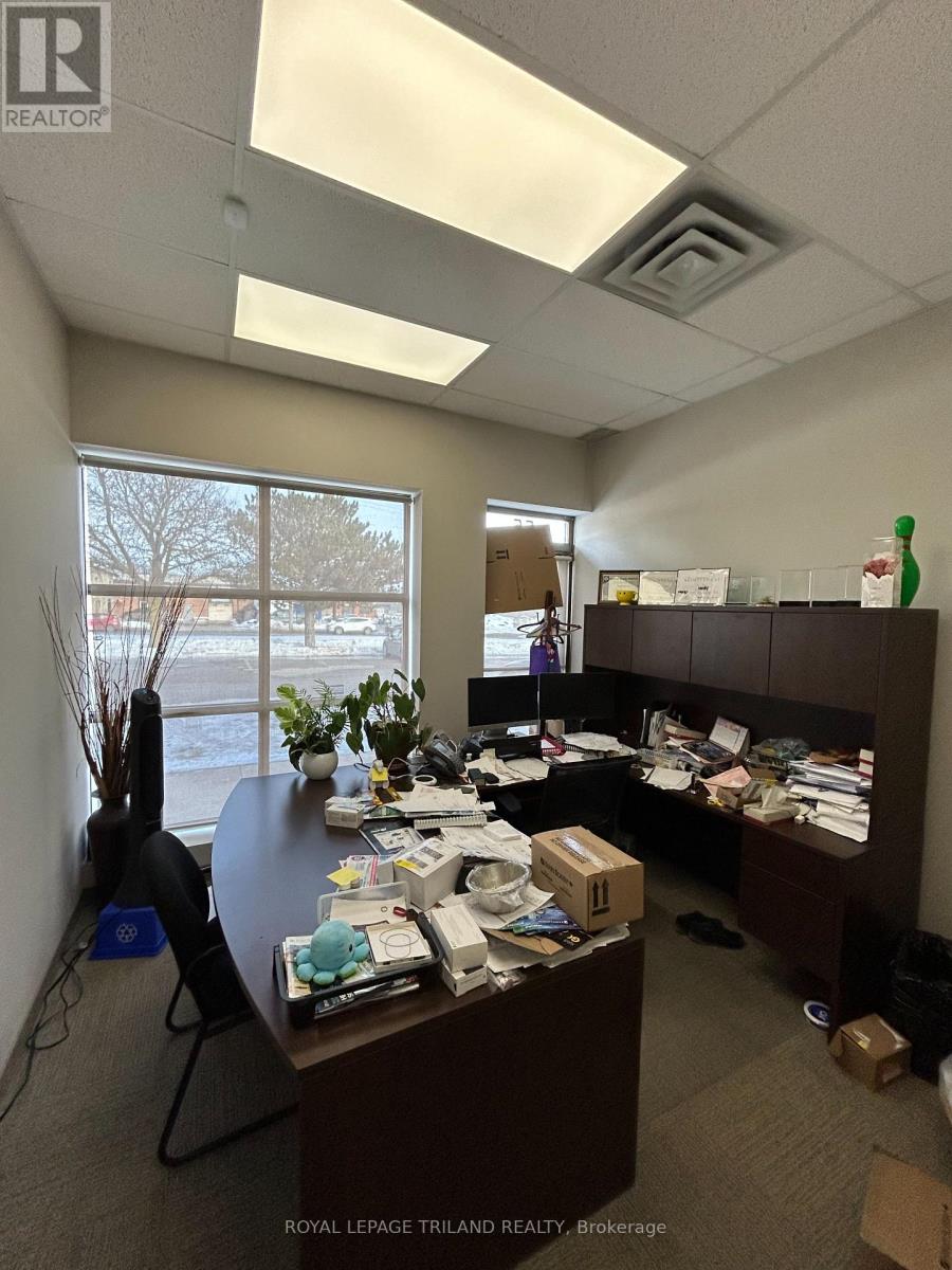 53-61 - 41 Adelaide Street N, London East, Ontario  N6B 3P4 - Photo 8 - X12799100