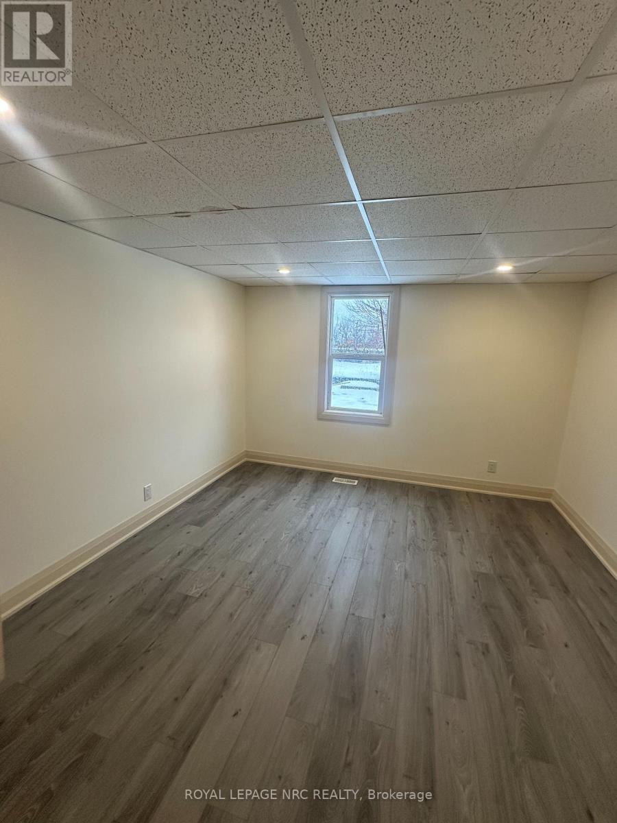 1a Essex Lane, St. Catharines, Ontario  L2T 1A4 - Photo 14 - X12797808