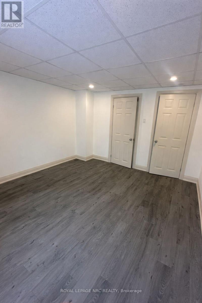 1a Essex Lane, St. Catharines, Ontario  L2T 1A4 - Photo 13 - X12797808