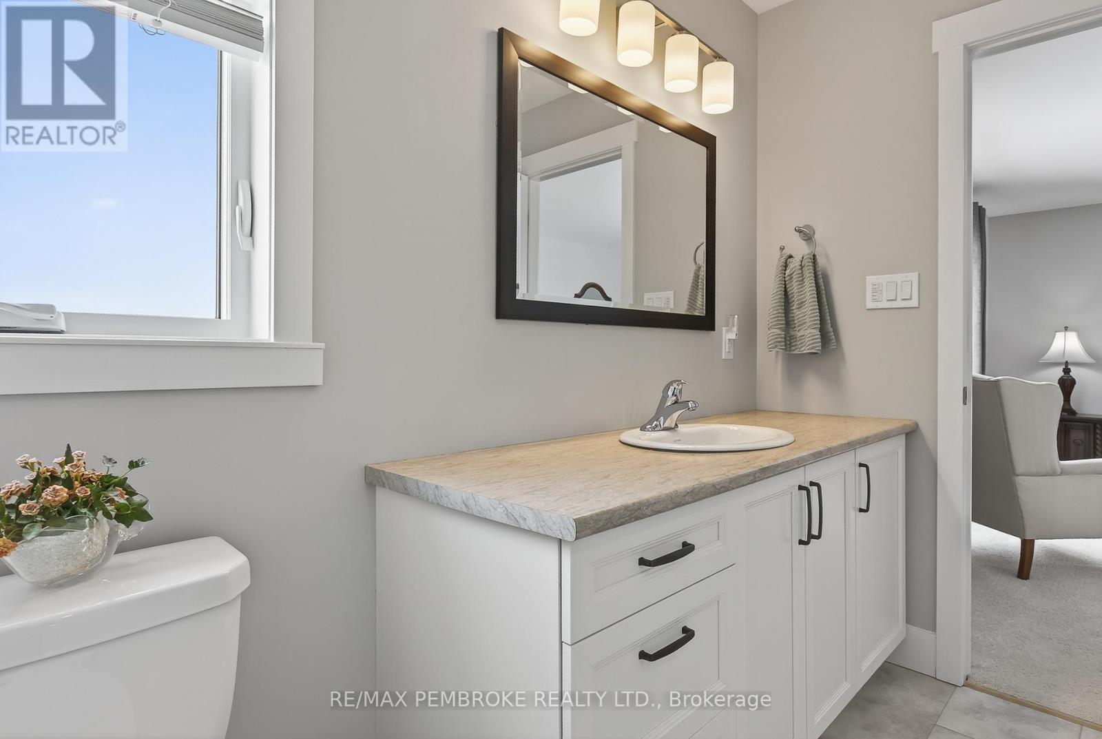 347 Nelson Street, Pembroke, Ontario  K8A 3N5 - Photo 31 - X12799038