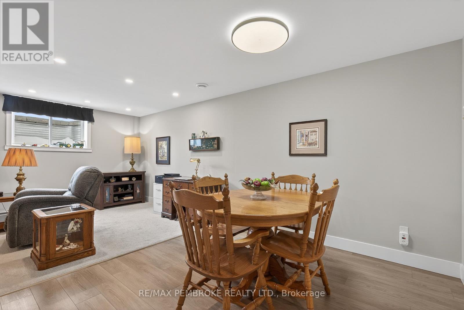 347 Nelson Street, Pembroke, Ontario  K8A 3N5 - Photo 34 - X12799038