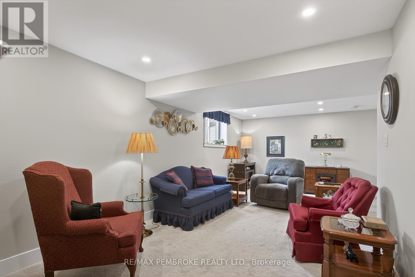 347 Nelson Street, Pembroke, Ontario  K8A 3N5 - Photo 36 - X12799038