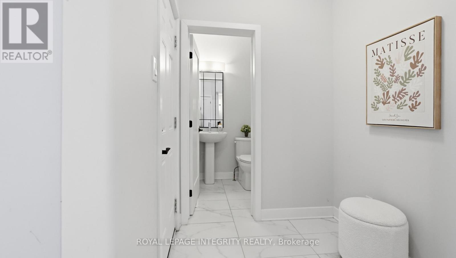 53 Canvasback Ridge, Ottawa, Ontario  K4M 0P6 - Photo 4 - X12799060