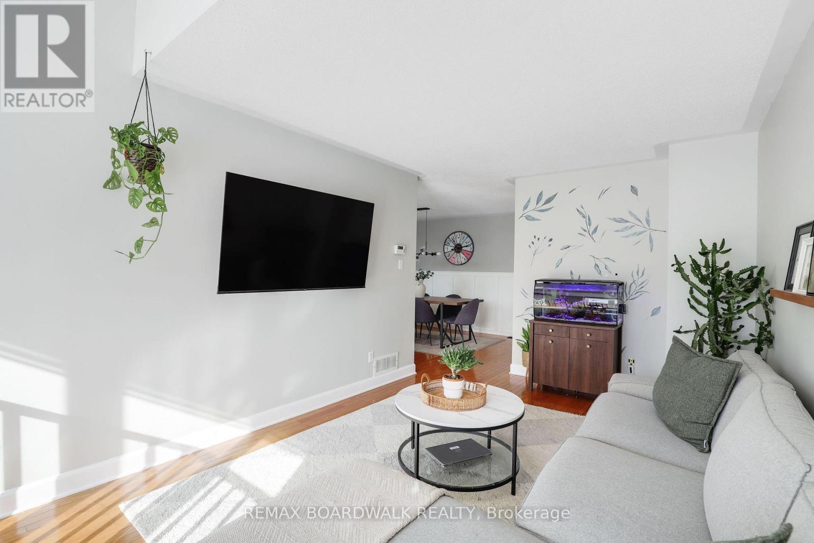 2094 Sunland Drive, Ottawa, Ontario  K4A 3L1 - Photo 10 - X12799212