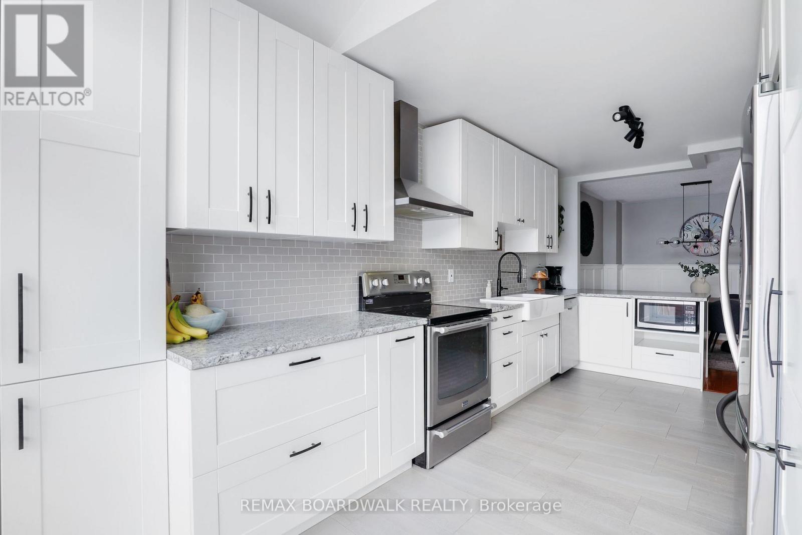 2094 Sunland Drive, Ottawa, Ontario  K4A 3L1 - Photo 14 - X12799212