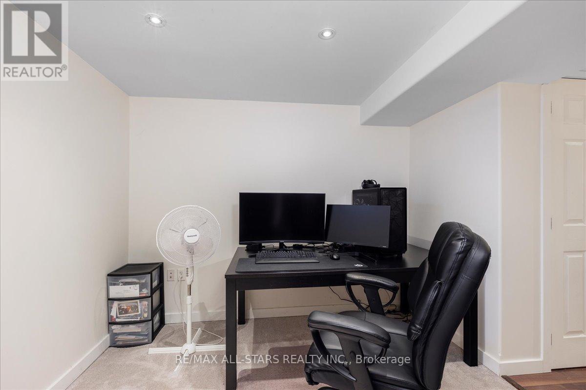 71 Crittenden Drive, Georgina, Ontario  L4P 4E3 - Photo 26 - N12723416