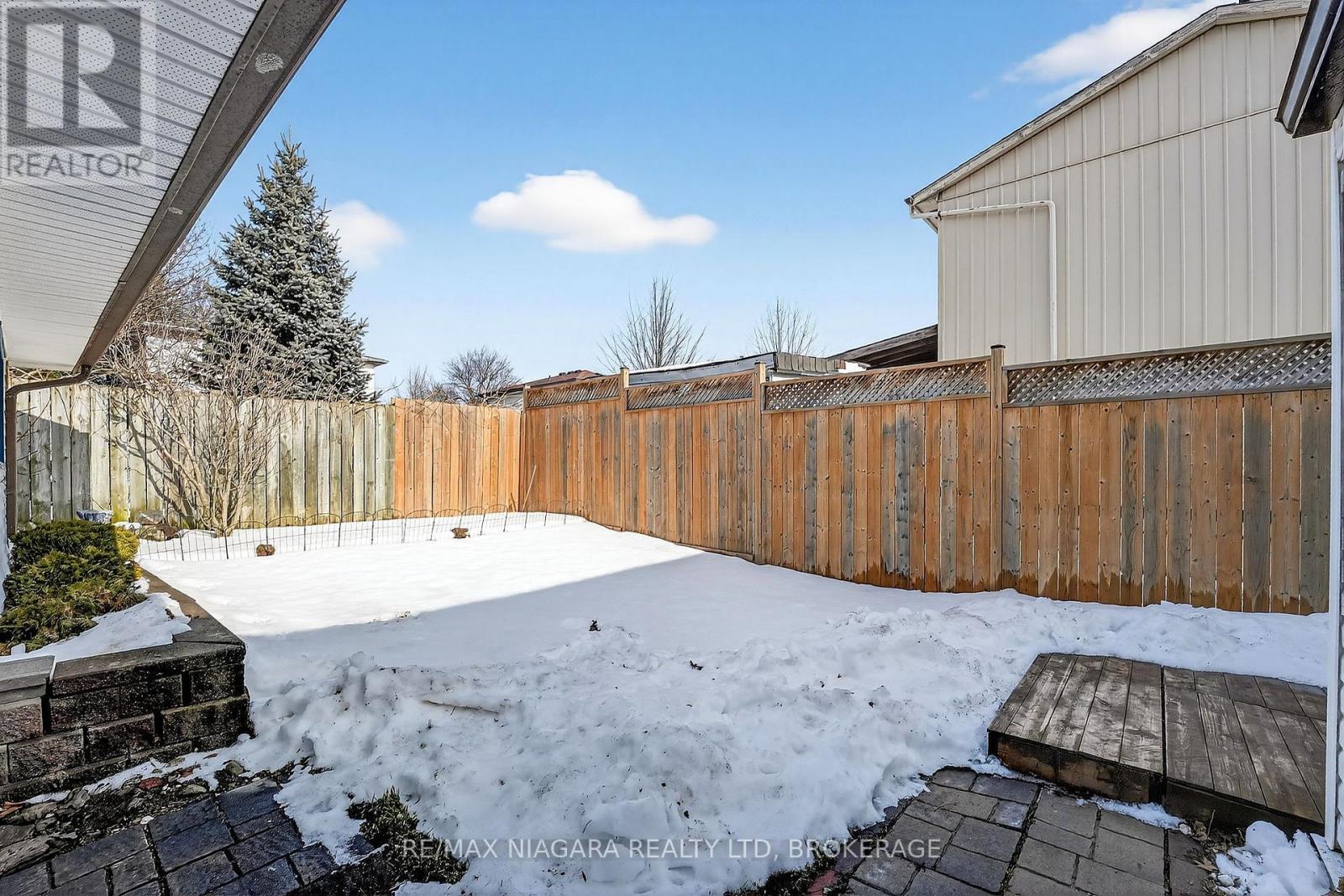 75 Berrisfield Crescent, Hamilton, Ontario  L8T 4X1 - Photo 32 - X12799058