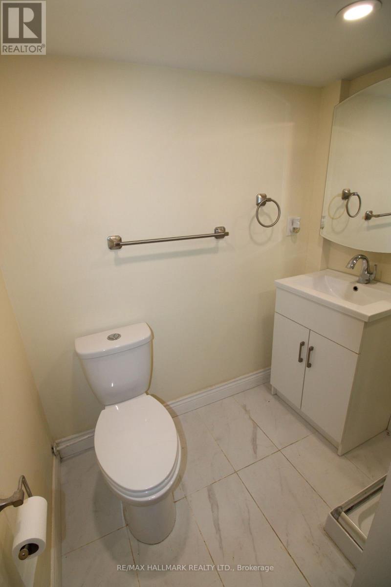 Lower - 9884 Bayview Avenue, Richmond Hill, Ontario  L4C 2L3 - Photo 16 - N12747476