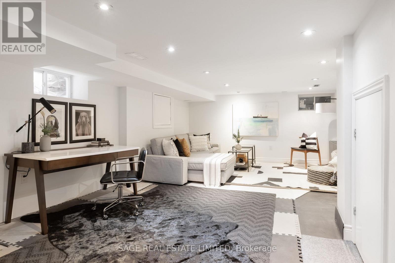 318 Indian Grove, Toronto, Ontario  M6P 2H5 - Photo 18 - W12797894