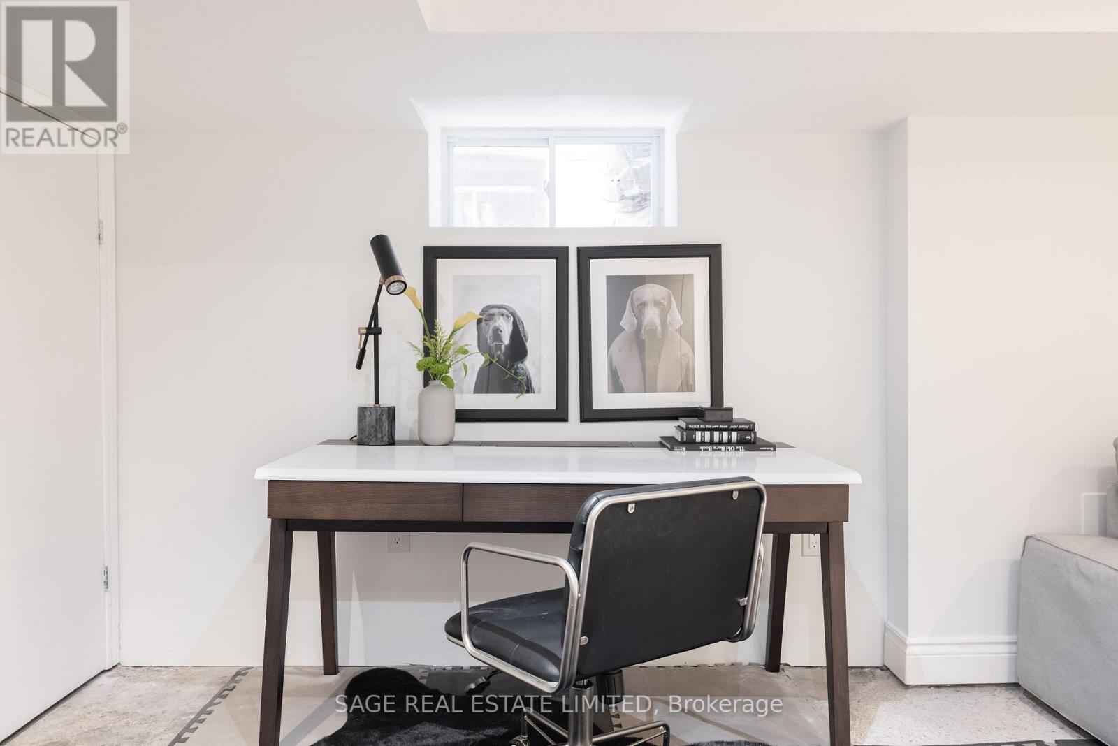 318 Indian Grove, Toronto, Ontario  M6P 2H5 - Photo 19 - W12797894