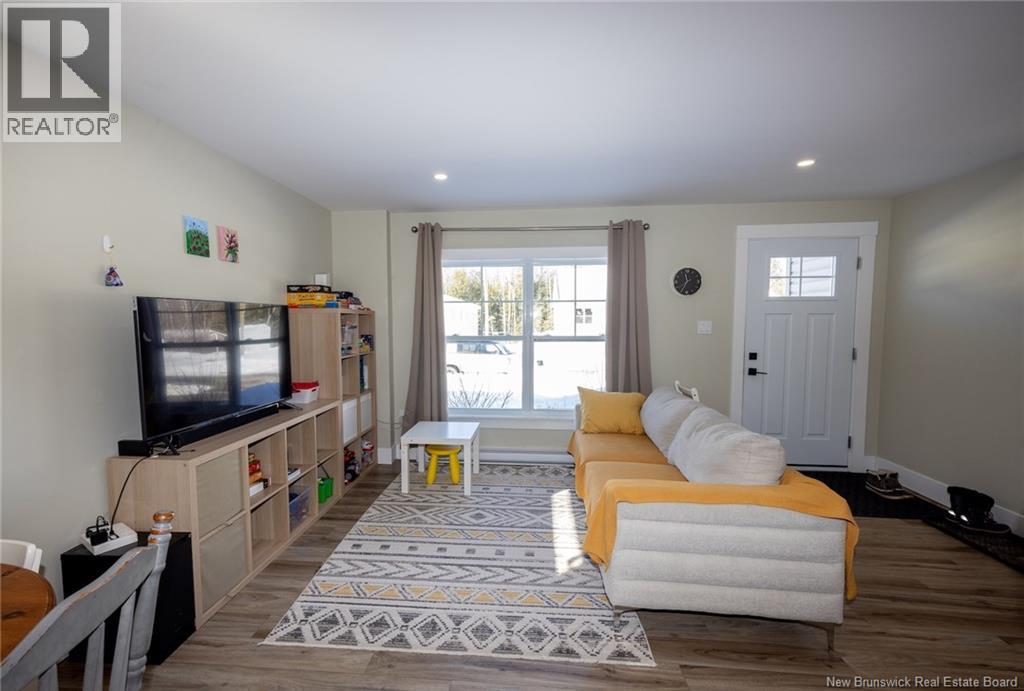 67 Dewitt Acres, Fredericton, New Brunswick E3A 6S3 - Photo 6 - NB133407