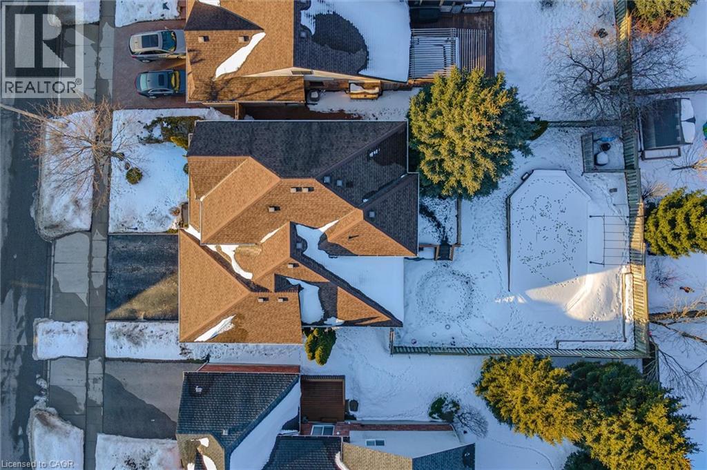 171 Endeavour Drive, Cambridge, Ontario  N3C 4C9 - Photo 3 - 40804763