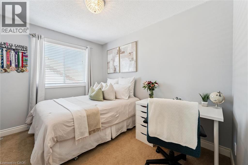 171 Endeavour Drive, Cambridge, Ontario  N3C 4C9 - Photo 34 - 40804763