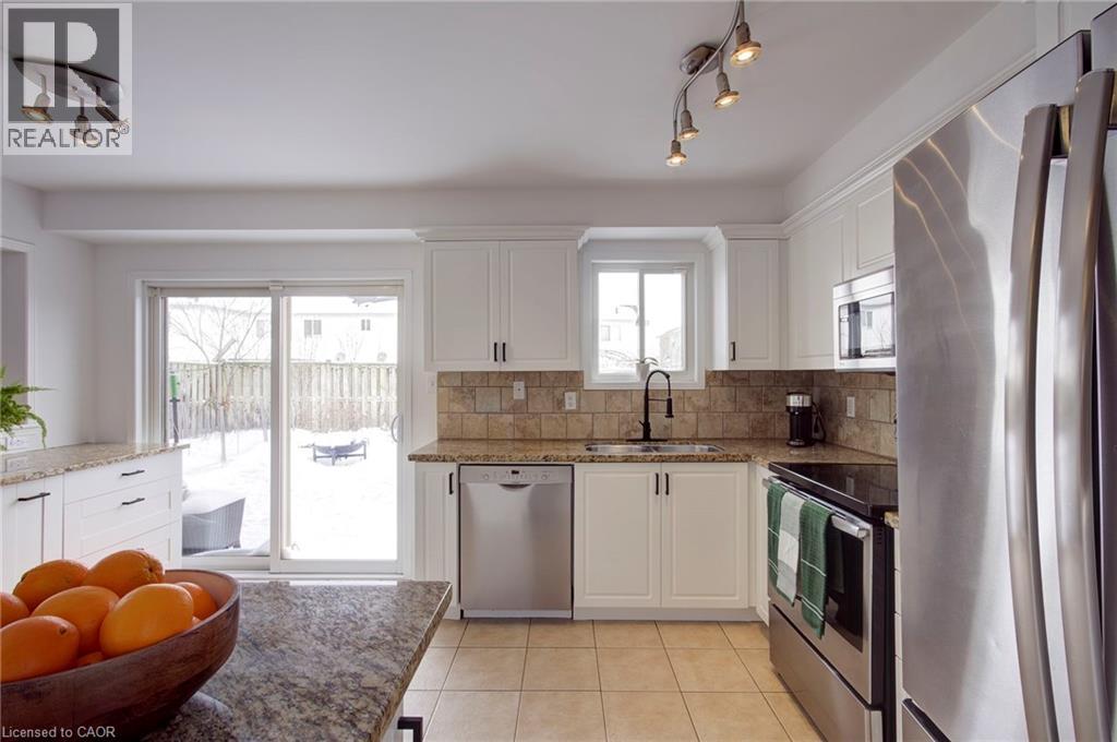 106 Voyager Pass, Hamilton, Ontario  L0R 1C0 - Photo 11 - 40802047