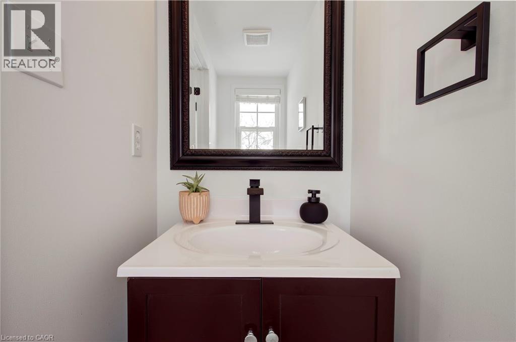 106 Voyager Pass, Hamilton, Ontario  L0R 1C0 - Photo 19 - 40802047