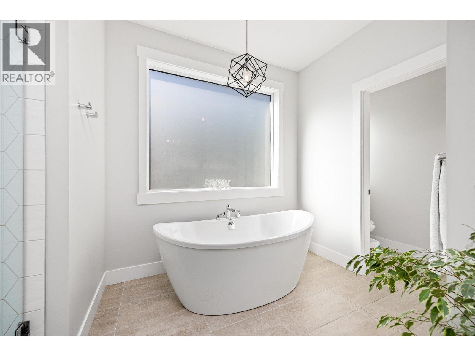 2575 Eagle Ridge Drive Unit# 7, West Kelowna, British Columbia V4T 0B7 - Photo 5 - 10374540