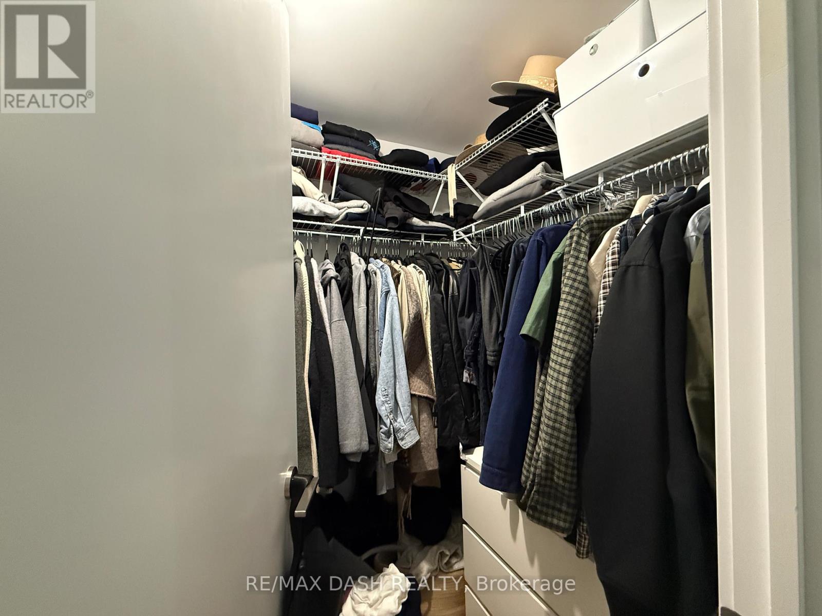 413 - 170 Chiltern Hill Road, Toronto, Ontario  M6C 0A9 - Photo 5 - C12798972