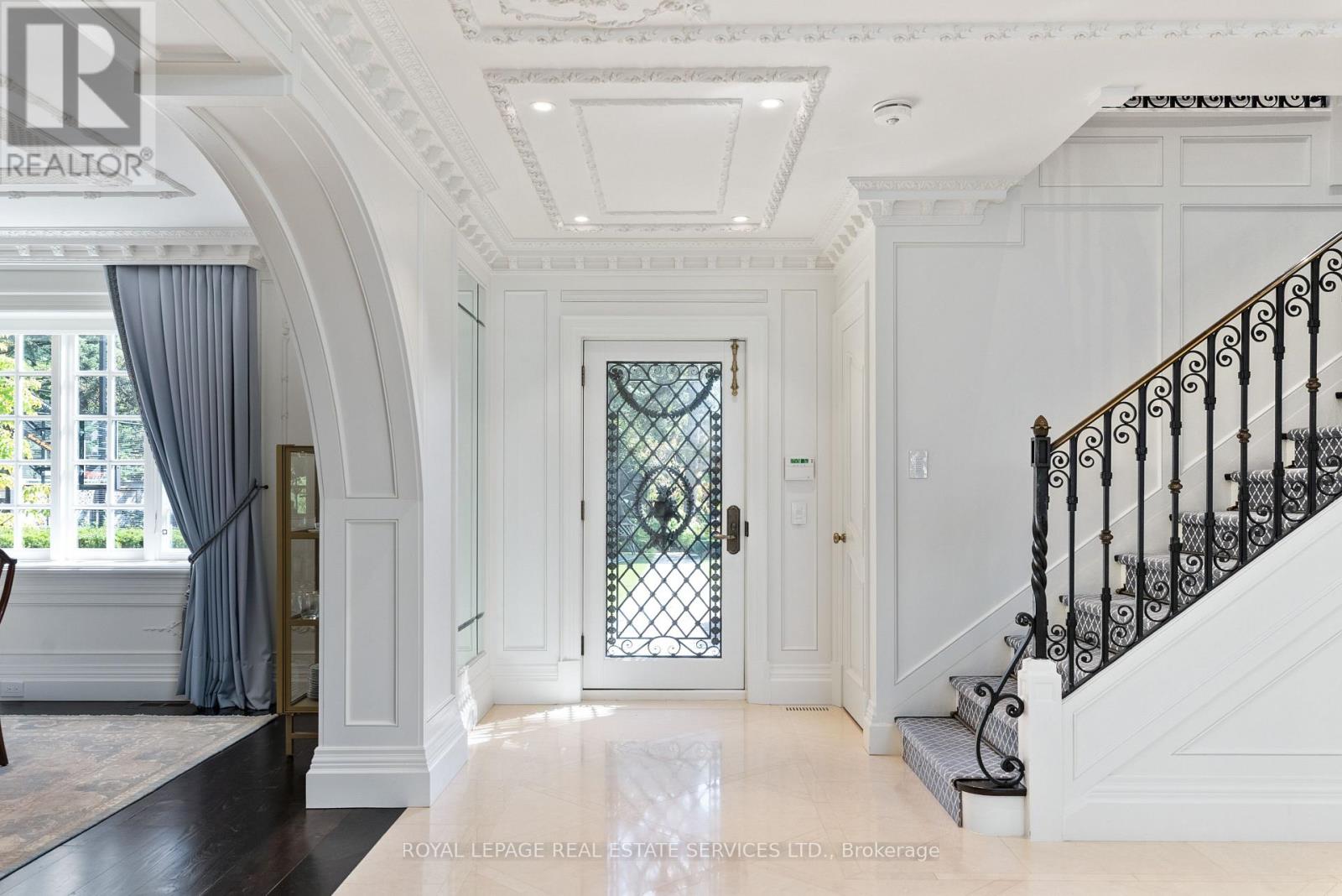 108 Sandringham Drive, Toronto, Ontario  M3H 1C9 - Photo 5 - C12799076