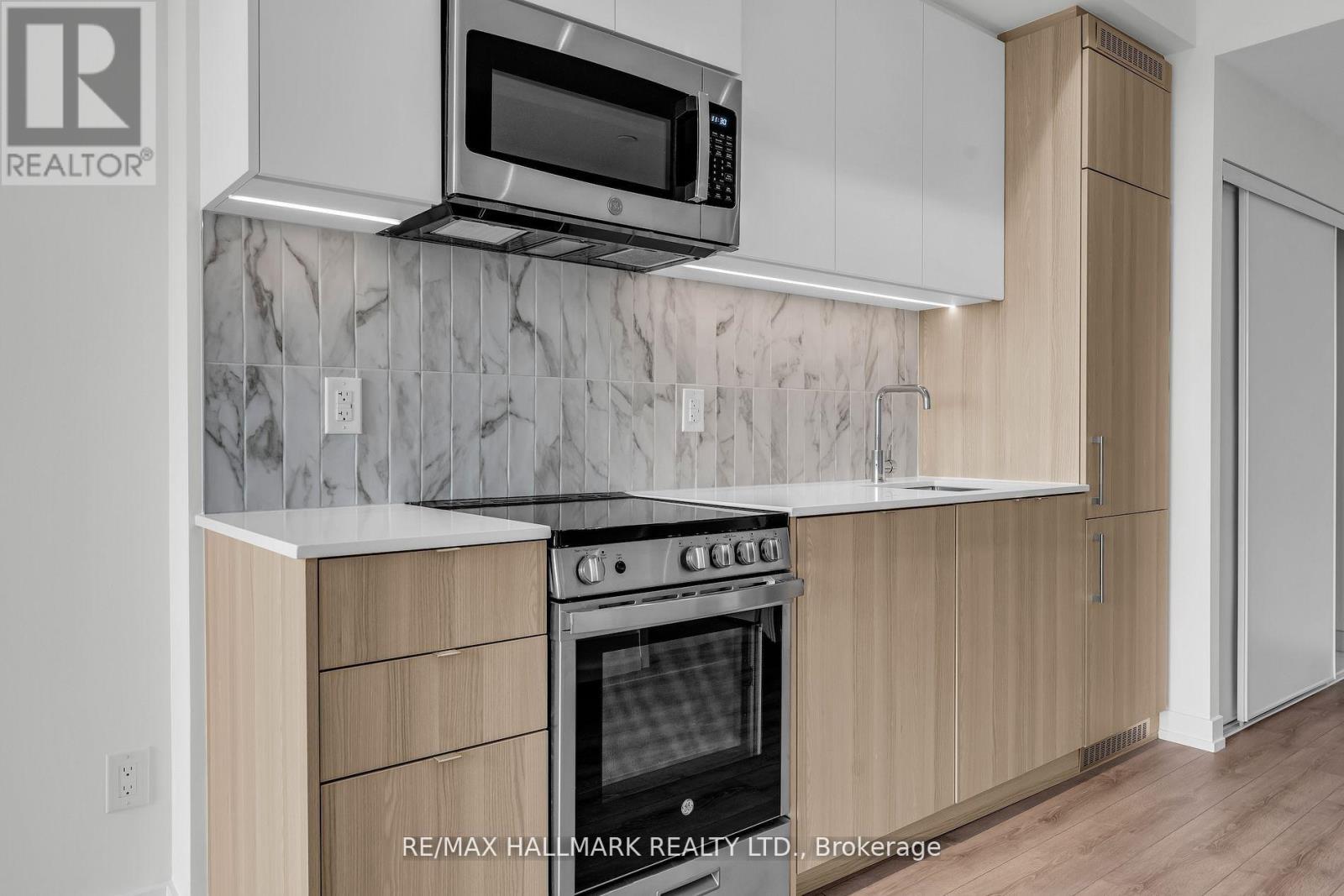 520 - 500 Dupont Street, Toronto, Ontario  M6G 1Y7 - Photo 19 - C12799186