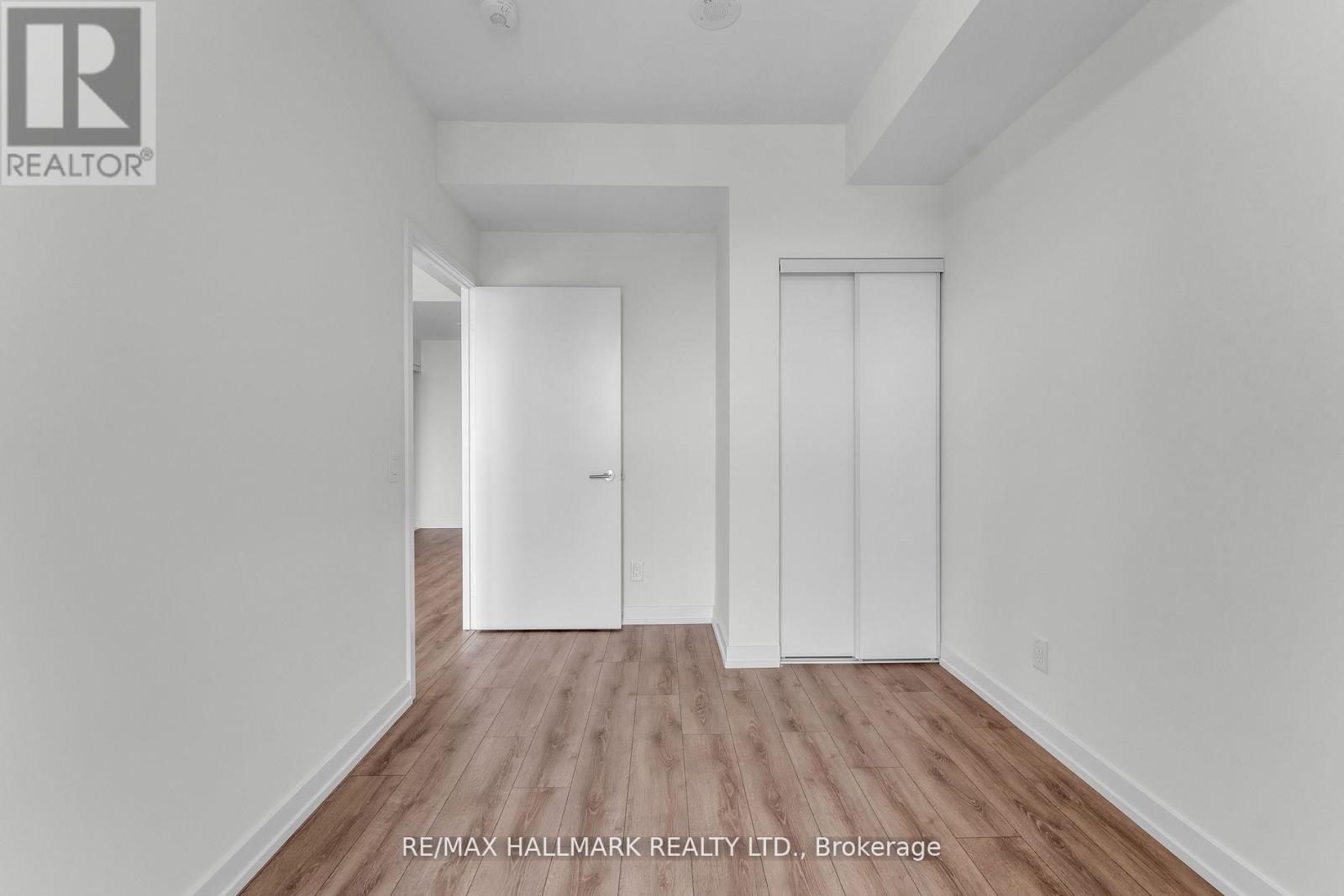 520 - 500 Dupont Street, Toronto, Ontario  M6G 1Y7 - Photo 29 - C12799186