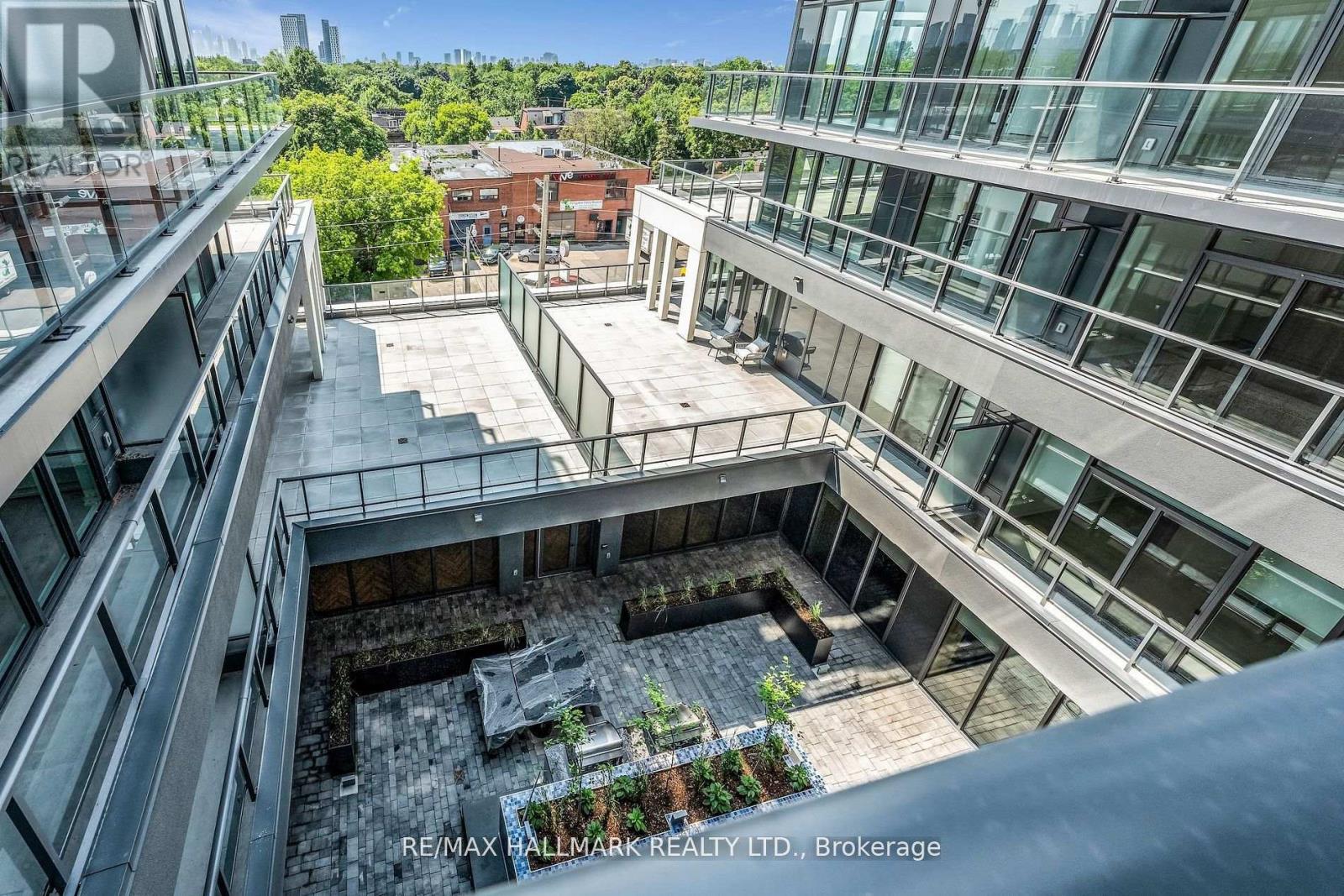 520 - 500 Dupont Street, Toronto, Ontario  M6G 1Y7 - Photo 32 - C12799186