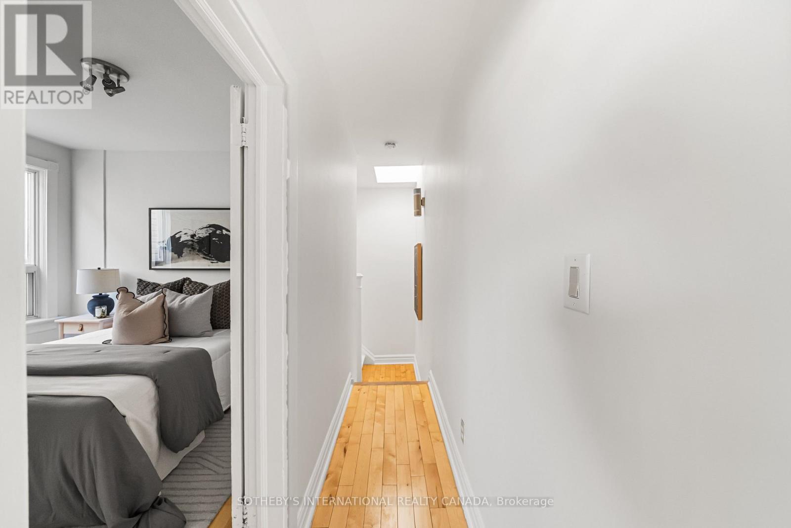 31 Tiverton Avenue, Toronto, Ontario  M4M 2M1 - Photo 31 - E12799158