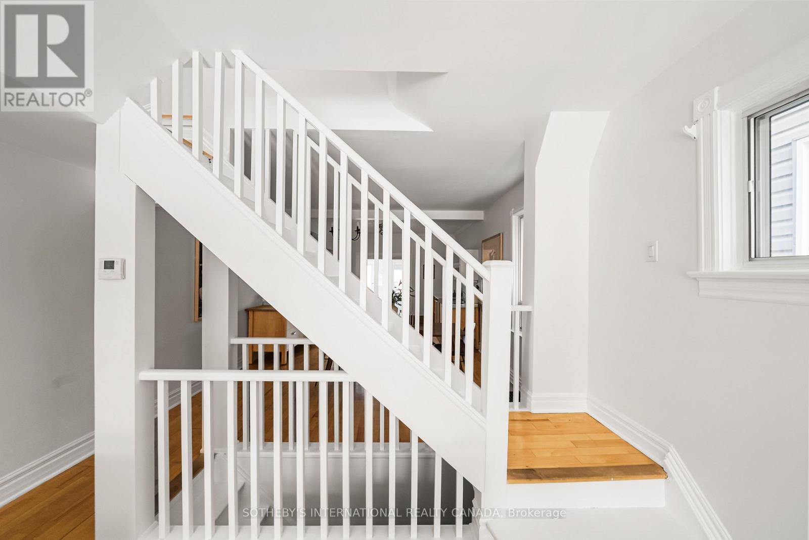 31 Tiverton Avenue, Toronto, Ontario  M4M 2M1 - Photo 5 - E12799158