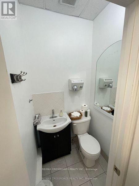 1716 Queen Street E, Toronto, Ontario  M4L 1G7 - Photo 3 - E12799208