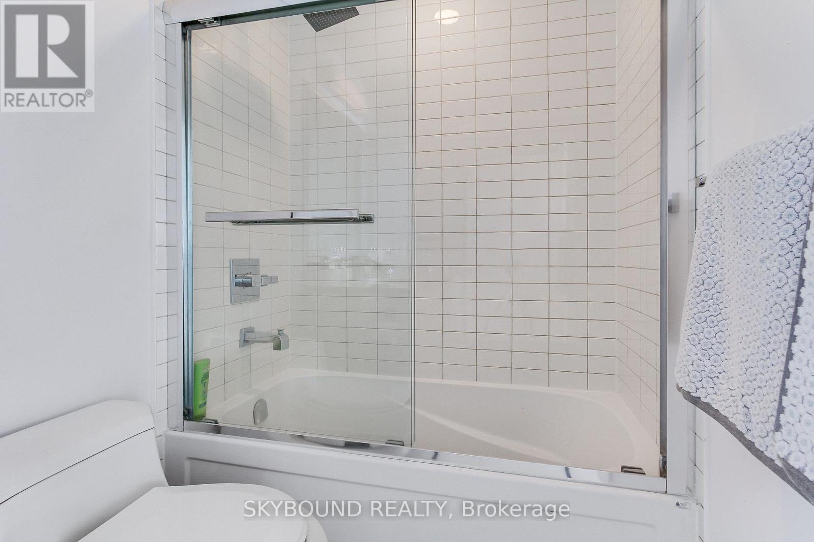 1007 - 9471 Yonge Street, Richmond Hill, Ontario L4C 0Z5 - Photo 19 - N12798976