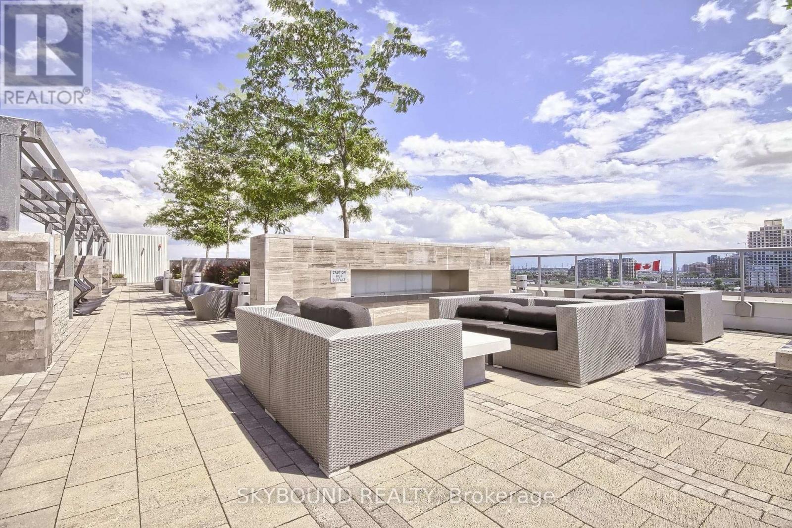 1007 - 9471 Yonge Street, Richmond Hill, Ontario L4C 0Z5 - Photo 32 - N12798976