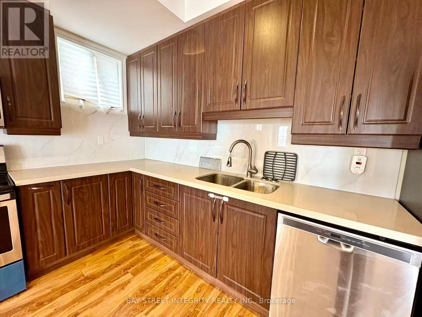 Basement - 53 Mancini Crescent, Richmond Hill, Ontario  L4E 0T1 - Photo 6 - N12798988