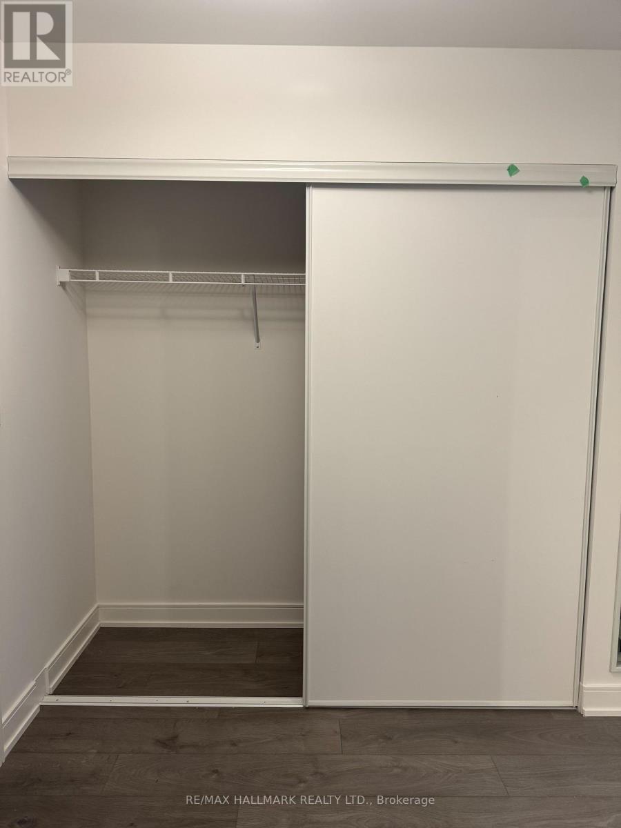 A402 - 705 Davis Drive, Newmarket, Ontario  L3Y 0J1 - Photo 5 - N12799028