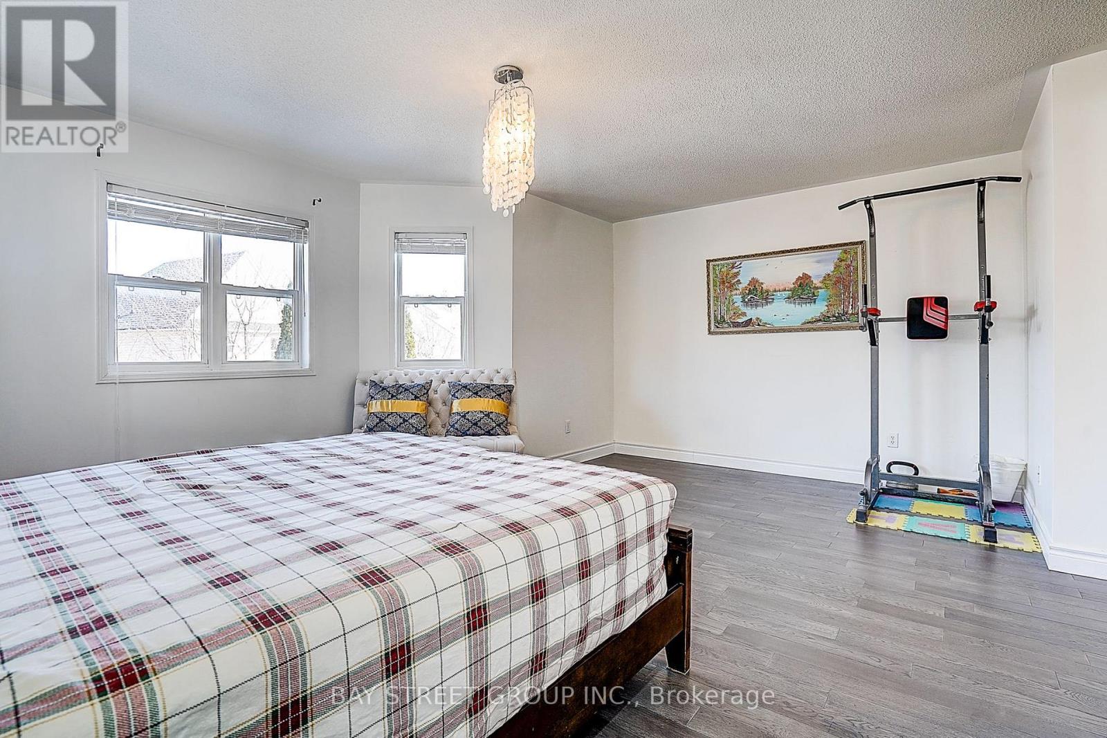 68 Woodroof Crescent, Aurora, Ontario  L4G 7H4 - Photo 22 - N12799112