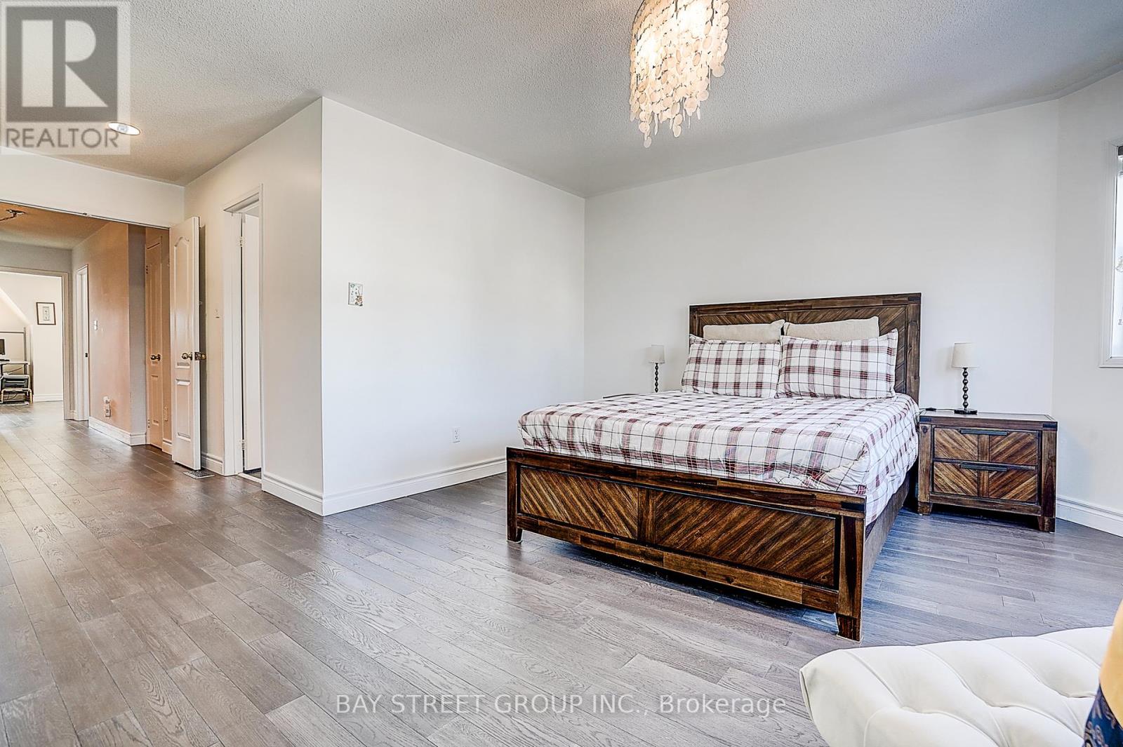 68 Woodroof Crescent, Aurora, Ontario  L4G 7H4 - Photo 23 - N12799112