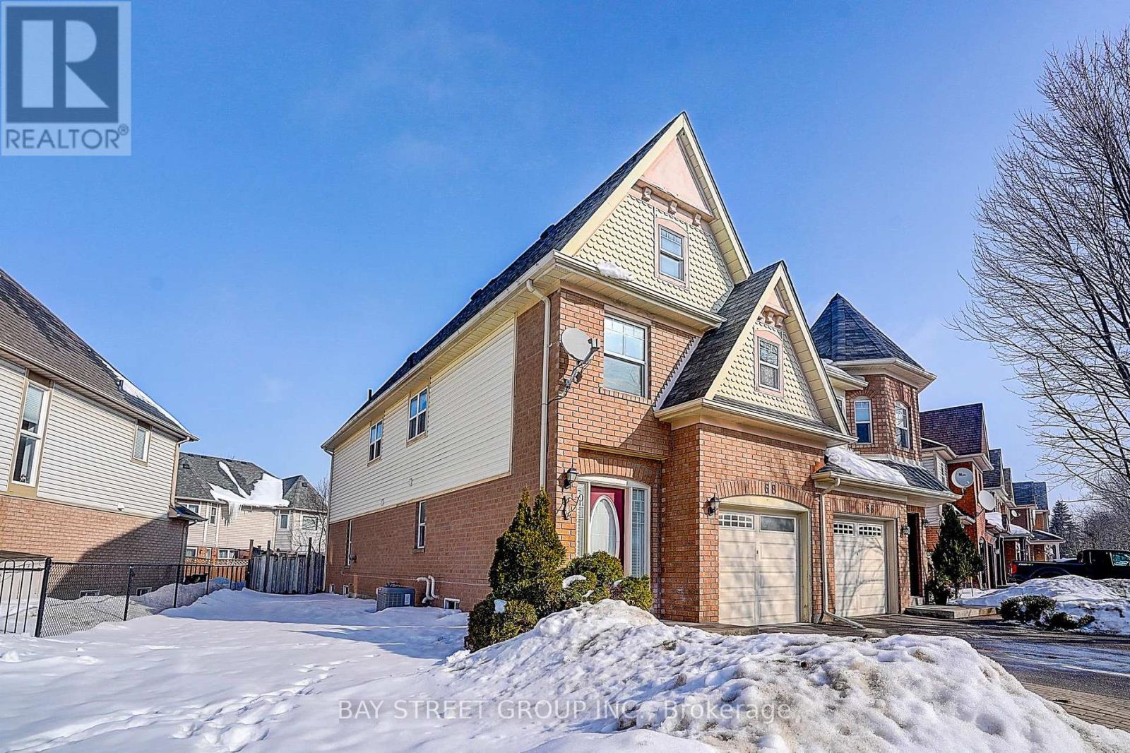 68 Woodroof Crescent, Aurora, Ontario  L4G 7H4 - Photo 39 - N12799112