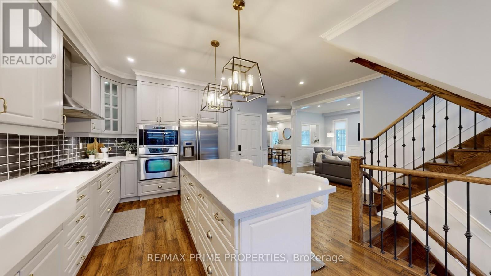 1075 Warby Trail, Newmarket, Ontario  L3X 3H6 - Photo 12 - N12799118