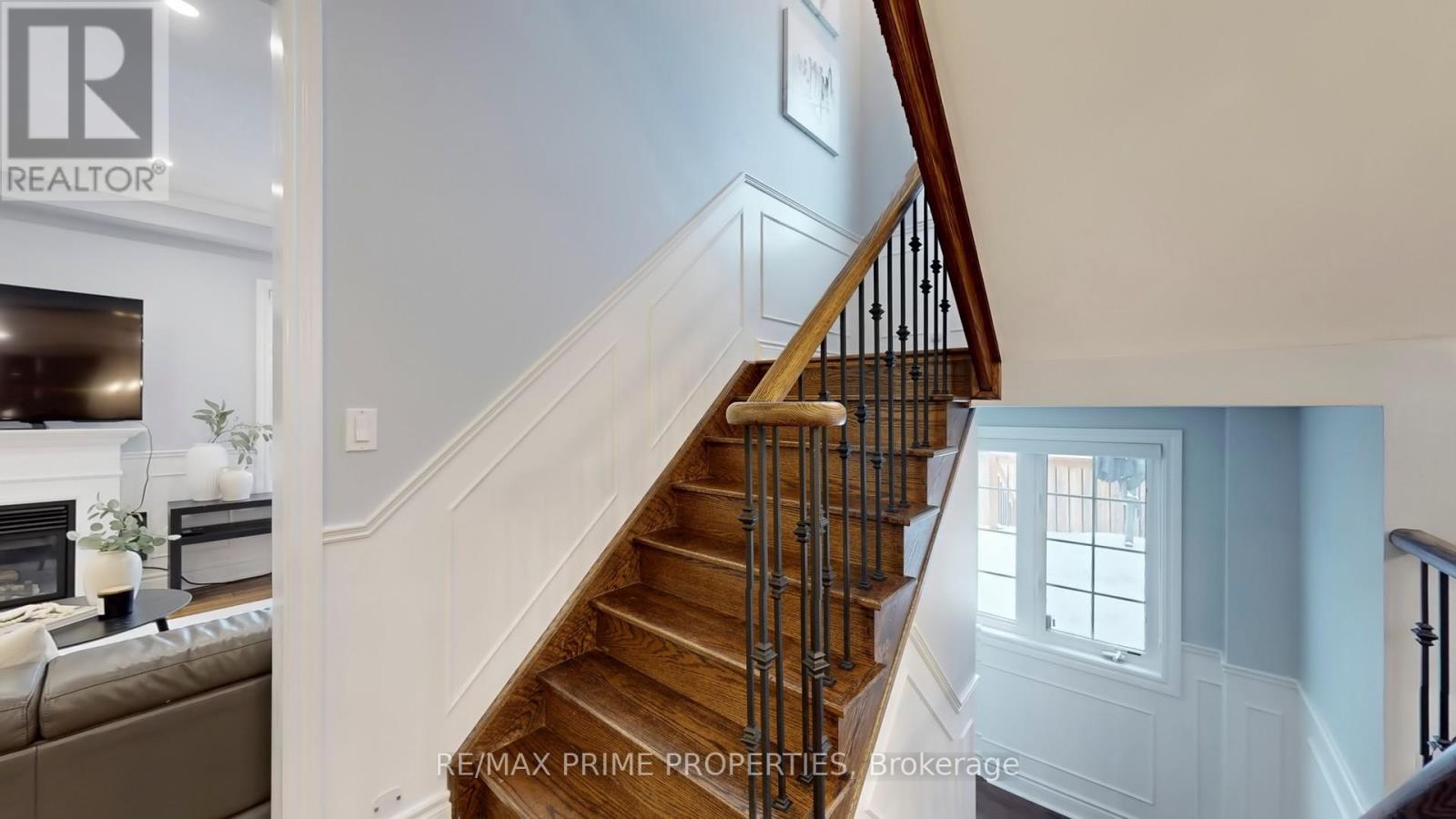 1075 Warby Trail, Newmarket, Ontario  L3X 3H6 - Photo 18 - N12799118